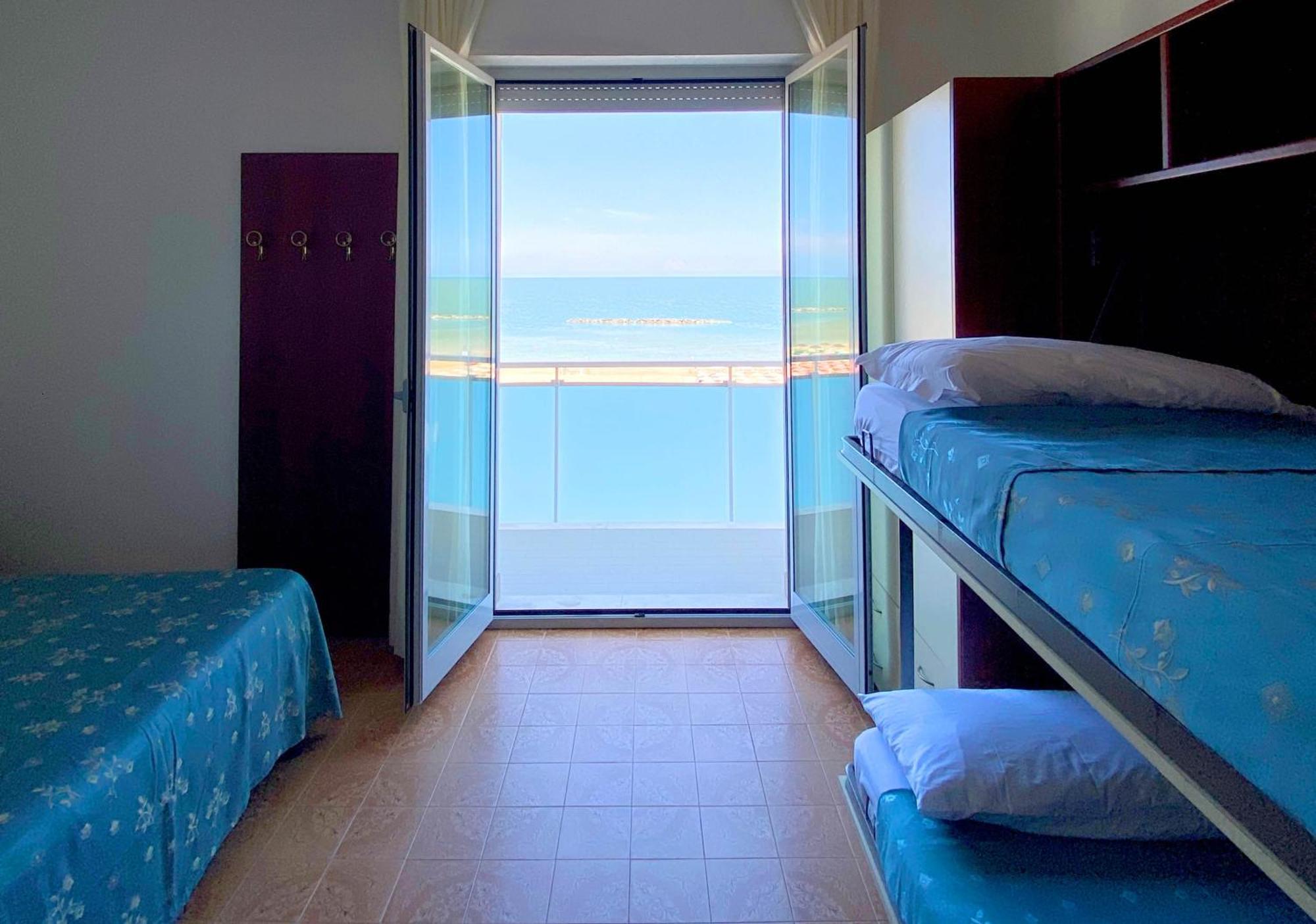 Hotel Sayonara Senigallia Luaran gambar