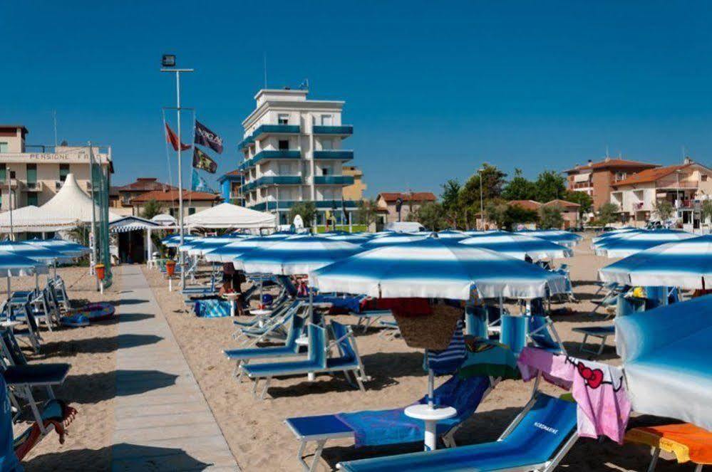Hotel Sayonara Senigallia Luaran gambar
