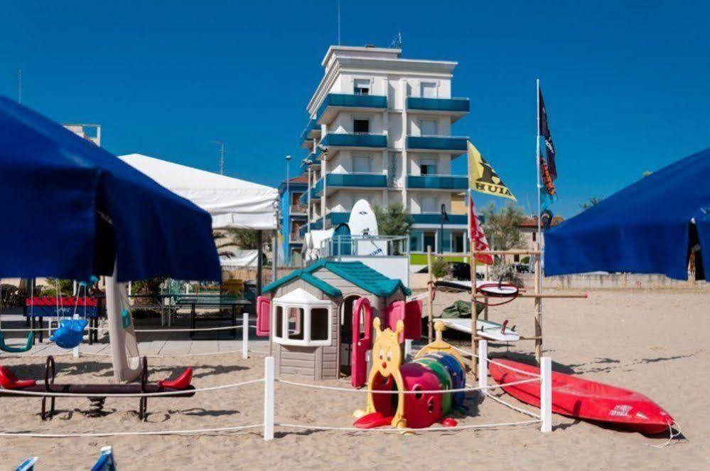 Hotel Sayonara Senigallia Luaran gambar